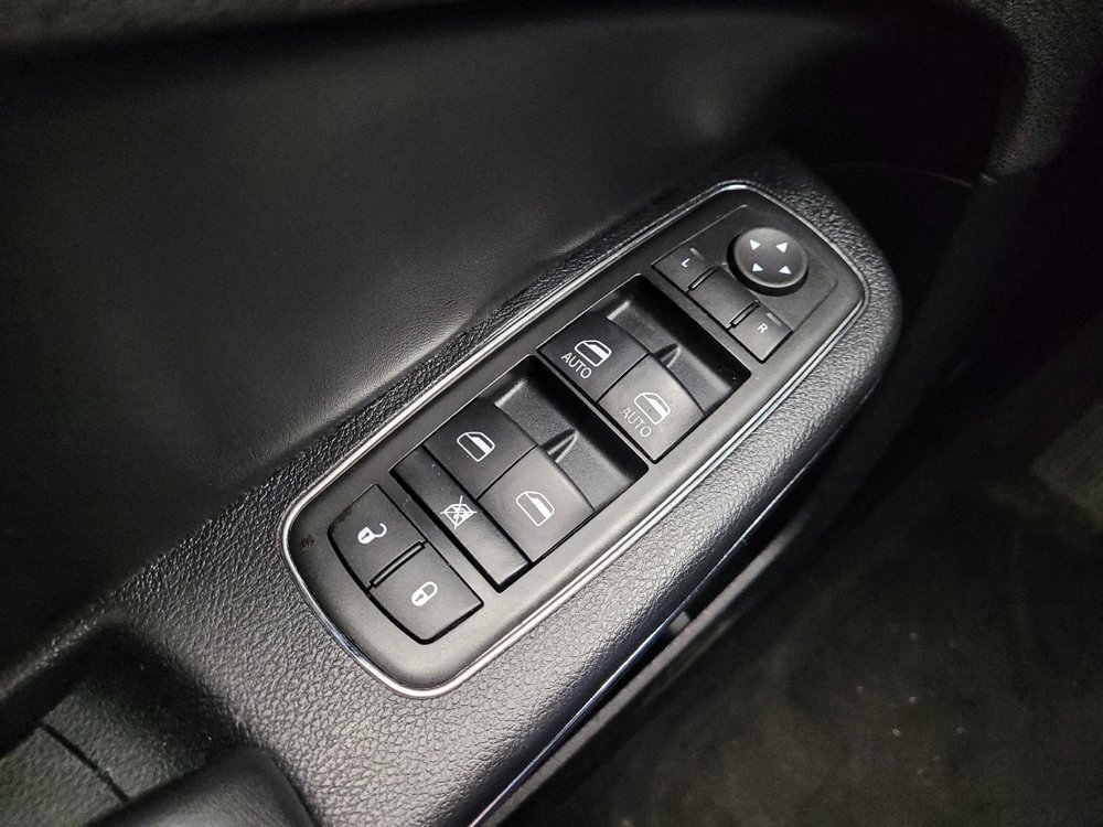 Used 2014 Dodge Charger SXT AWD/4WD image 27