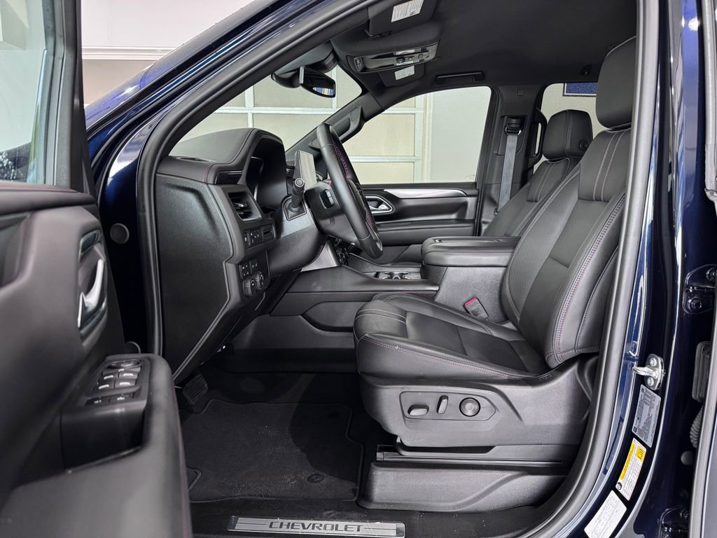 Certified 2024 Chevrolet Suburban RST AWD/4WD image 12