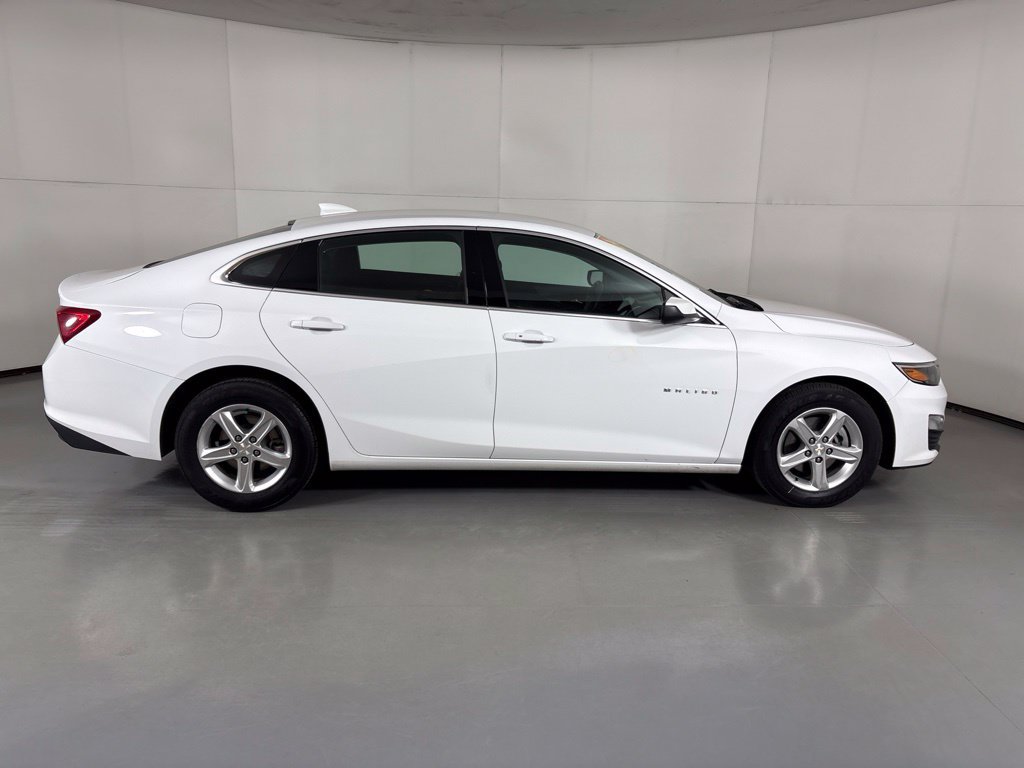 Used 2024 Chevrolet Malibu LT FWD image 9