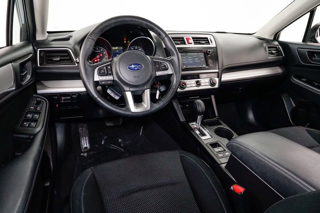 Used 2017 Subaru Outback 2.5i image 7