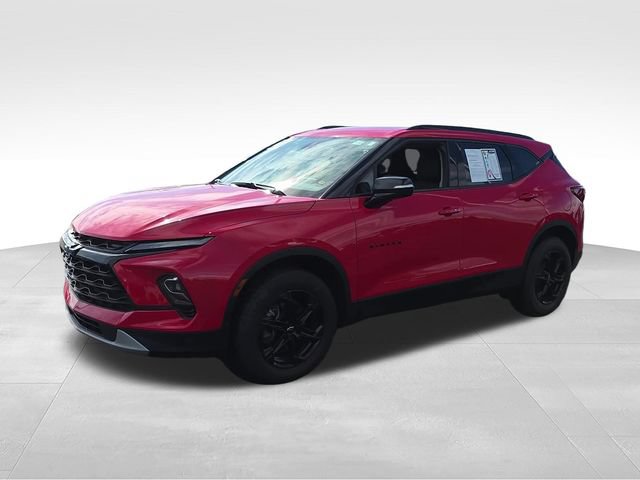Certified 2024 Chevrolet Blazer LT w/ Midnight/Sport Edition FWD image 7