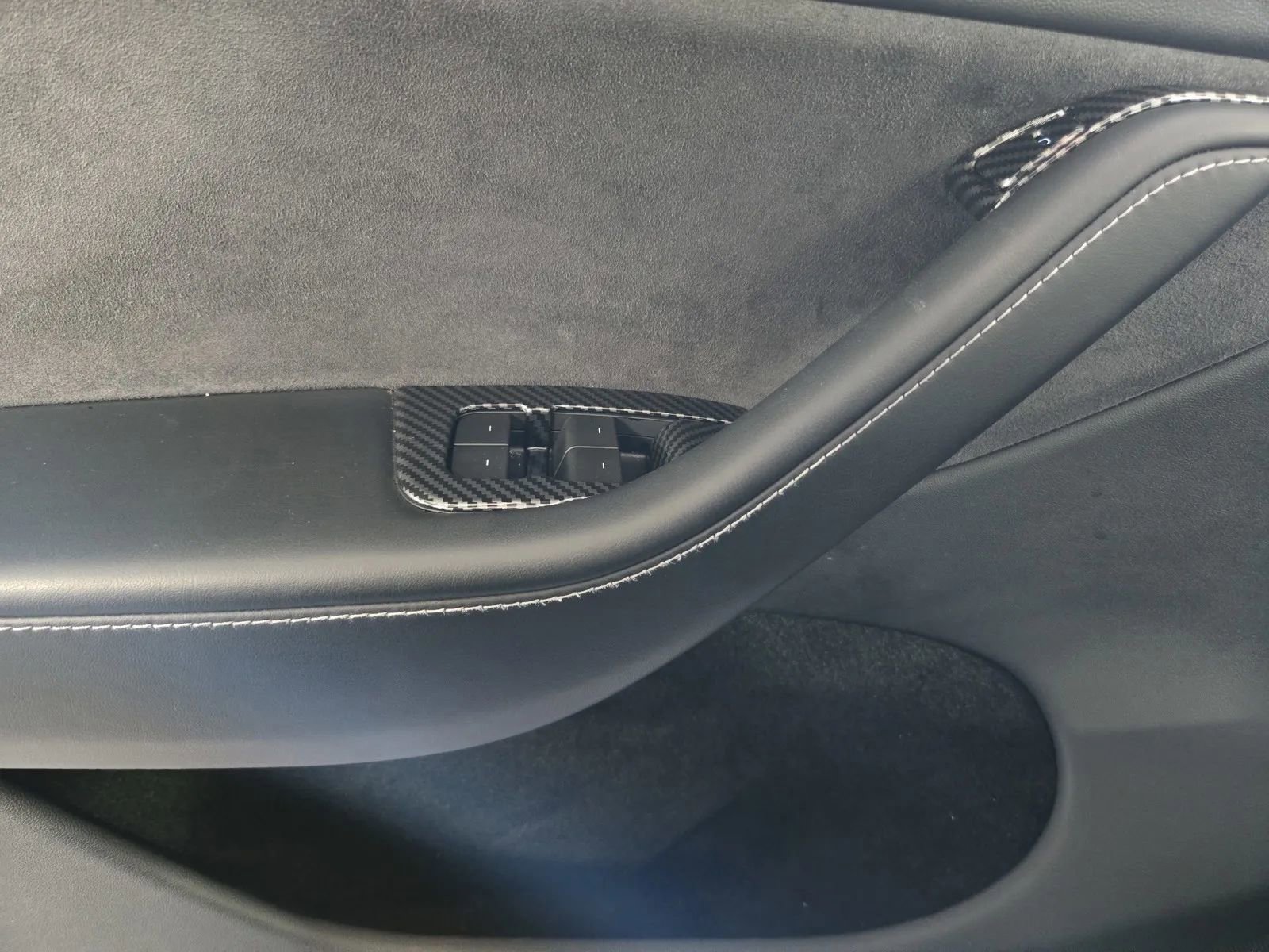 Used 2023 Tesla Model Y AWD image 13