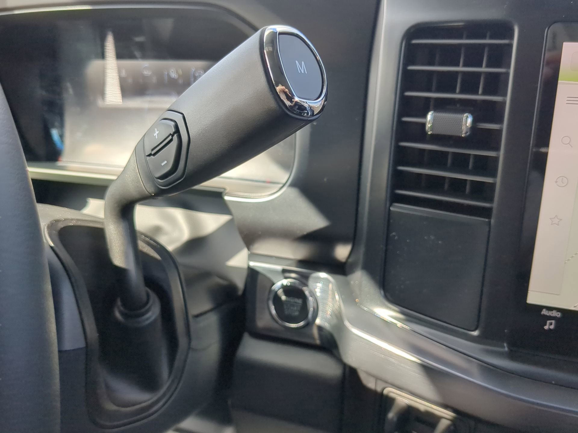 New 2026 Ford F250 Lariat w/ Black Appearance Package image 59