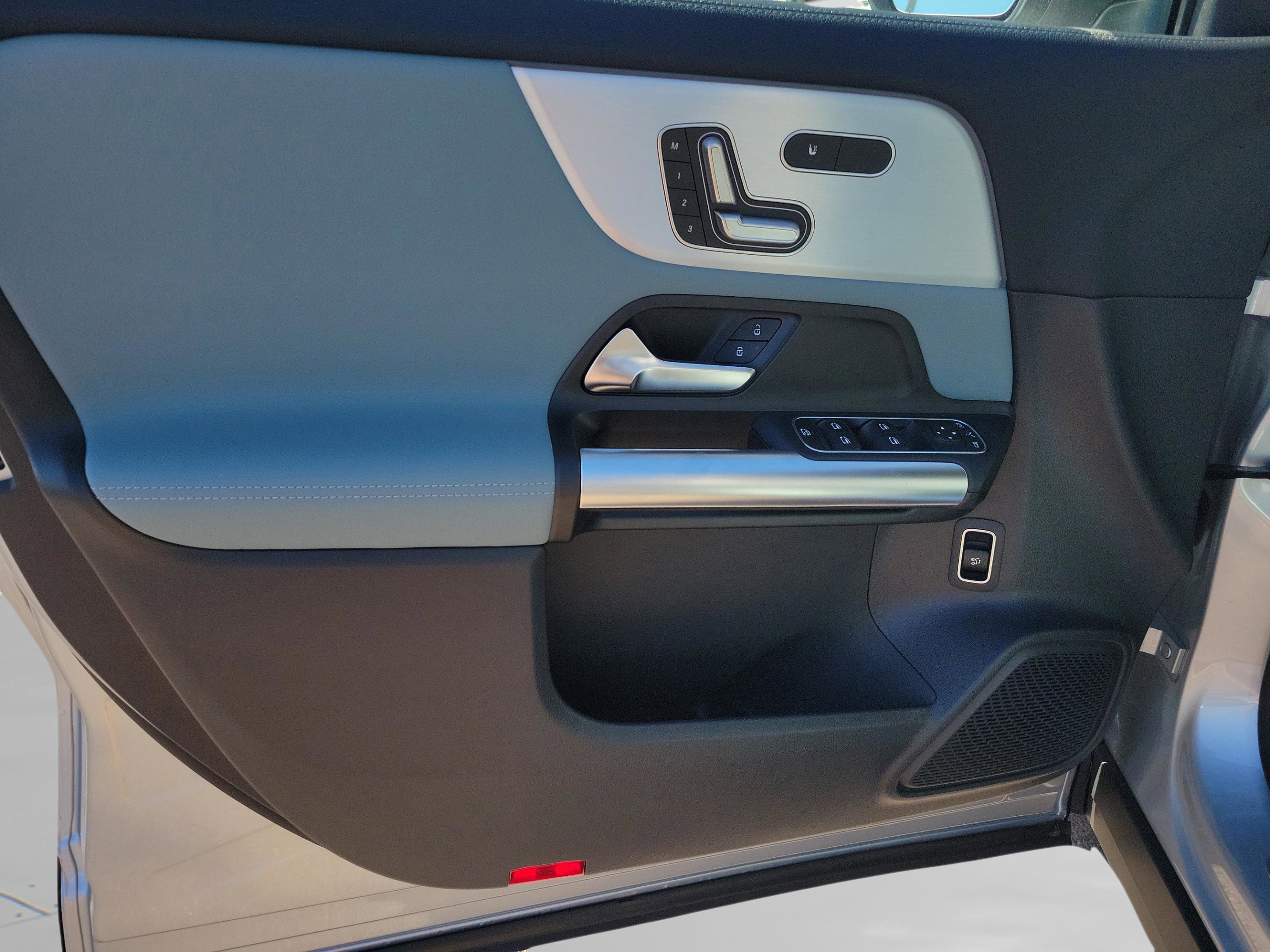 Certified 2026 Mercedes-Benz GLA 250 image 30