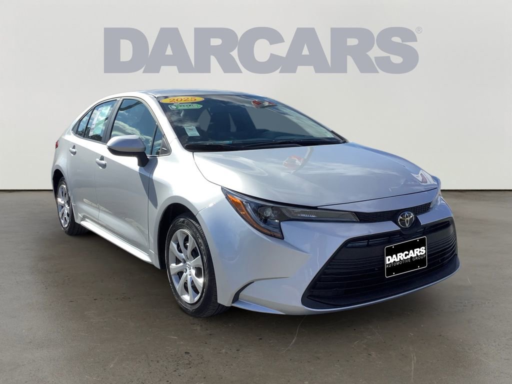 Used 2025 Toyota Corolla LE