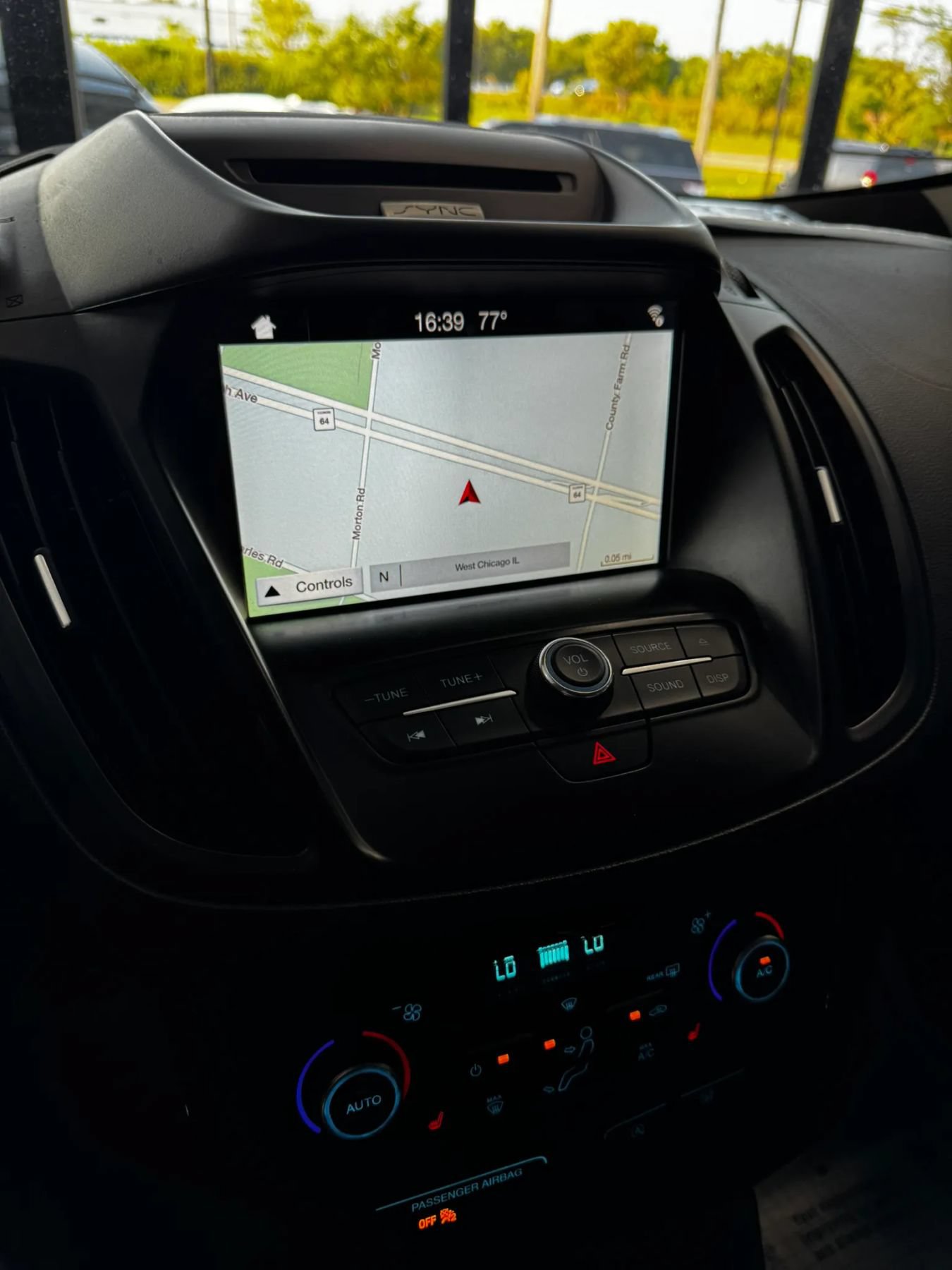 Used 2017 Ford Escape SE w/ Equipment Group 201A FWD image 26