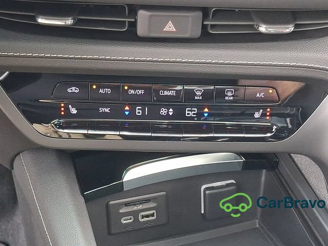 Certified 2021 Buick Envision Essence w/ Technology Package I FWD image 16