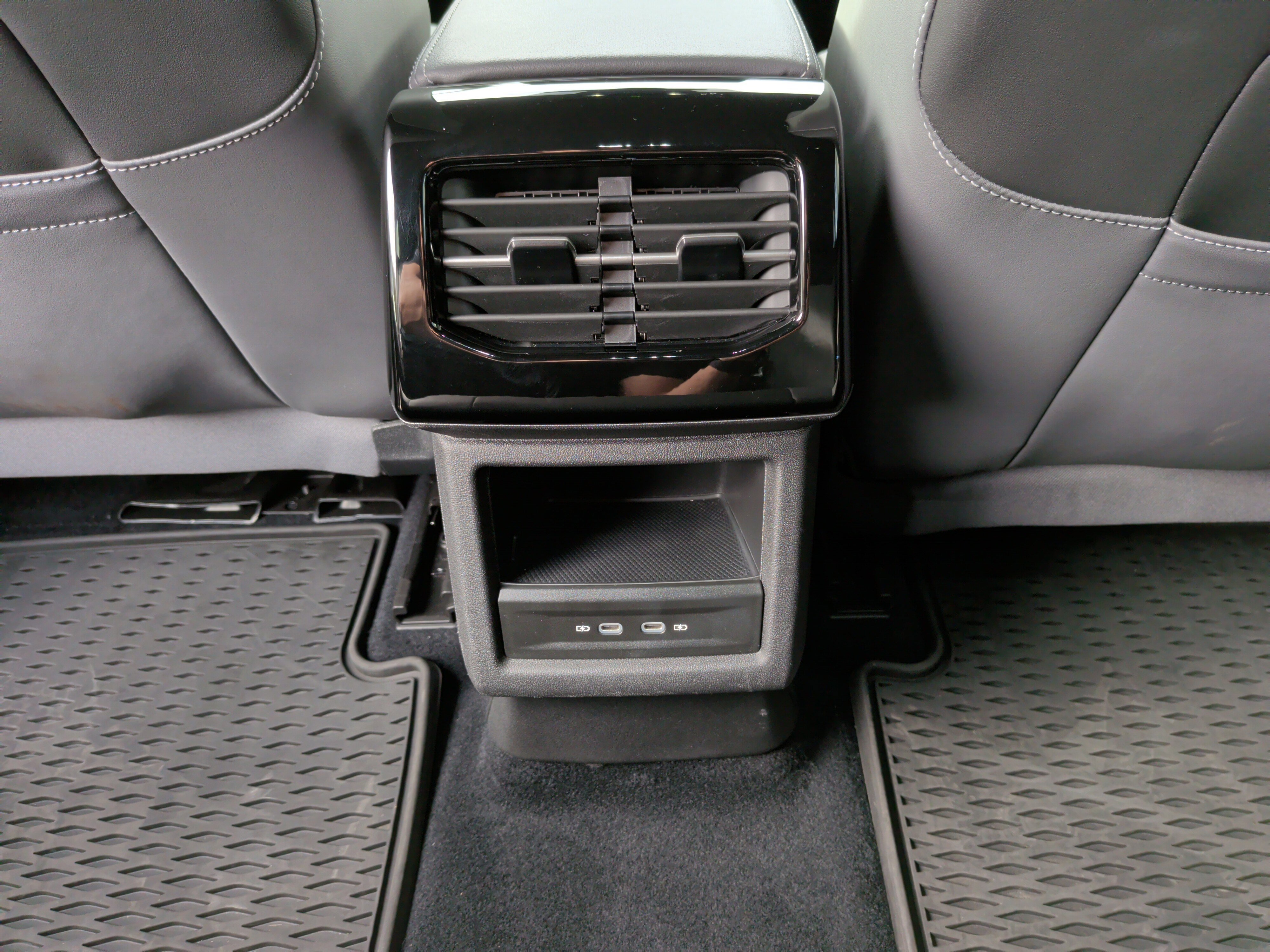 Used 2023 Volkswagen ID.4 Pro image 37