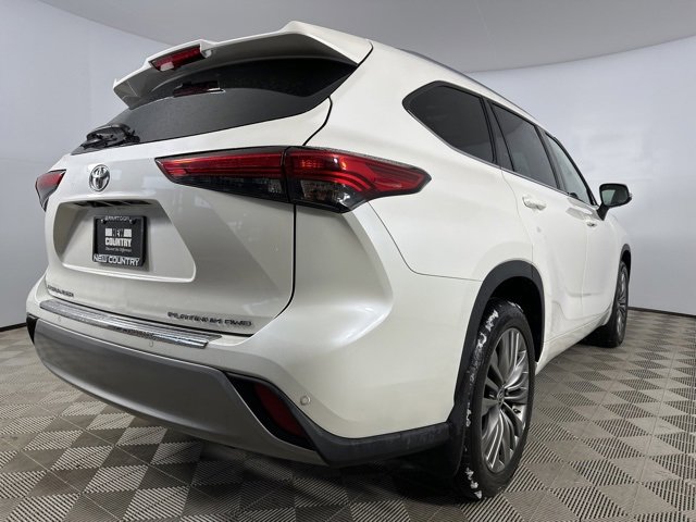 Used 2021 Toyota Highlander Platinum image 7