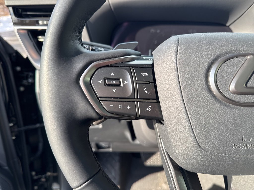 Used 2025 Lexus GX 550 image 11