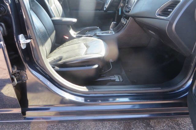 Used 2012 Chrysler 200 Limited w/ Sun/Sound Group FWD image 17