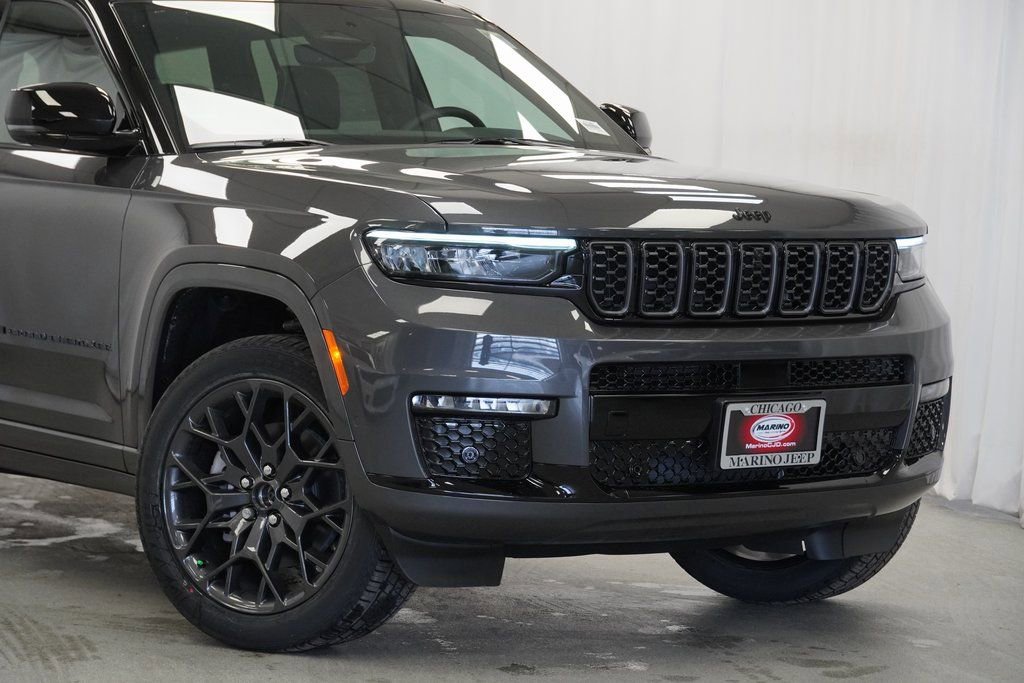 New 2025 Jeep Grand Cherokee L Summit w/ Obsidian Package image 3