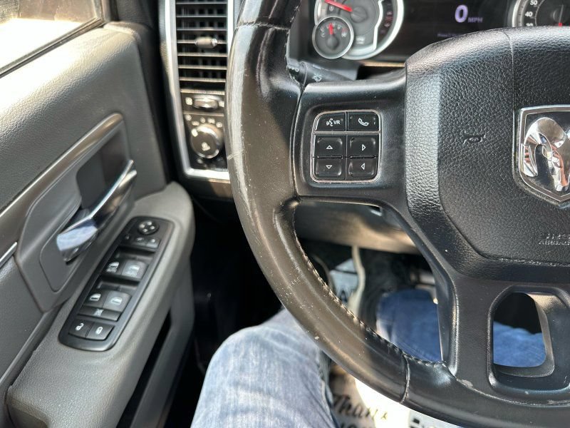 Used 2016 RAM 1500 SLT RWD image 16