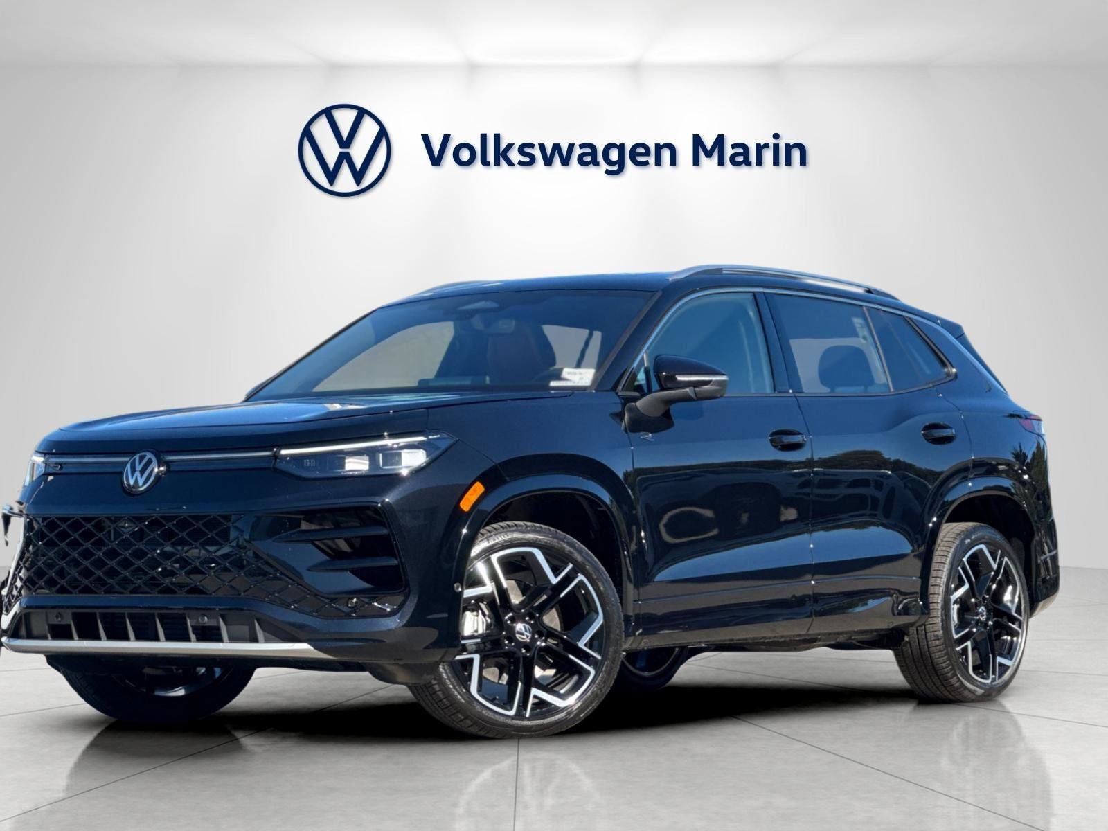 New 2026 Volkswagen Tiguan SEL R-Line image 1