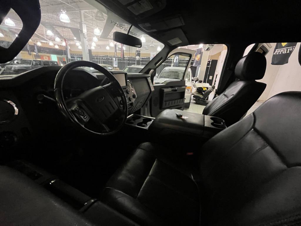 Used 2016 Ford F450 Lariat w/ Lariat Chrome Package AWD/4WD image 13