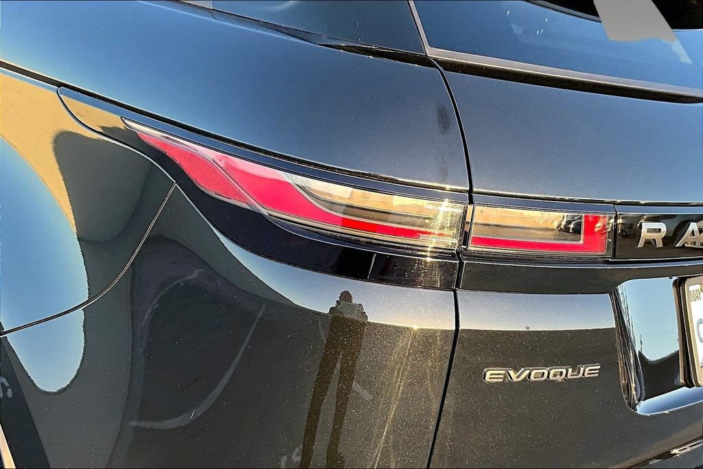 Certified 2024 Land Rover Range Rover Evoque Dynamic SE AWD/4WD image 21