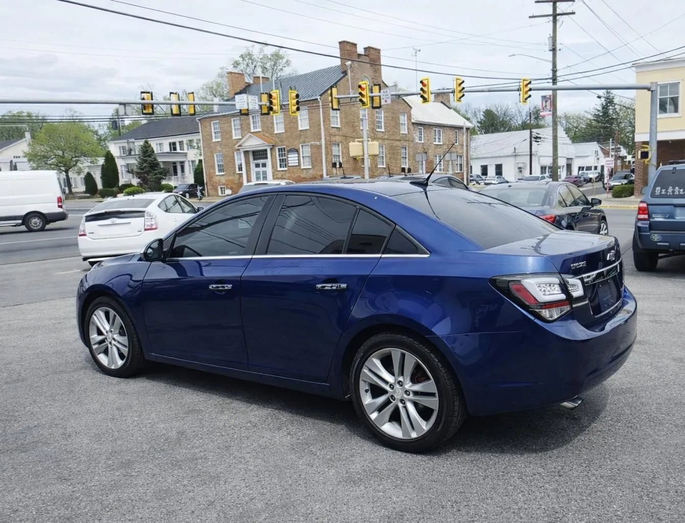 Used 2012 Chevrolet Cruze LTZ image 4