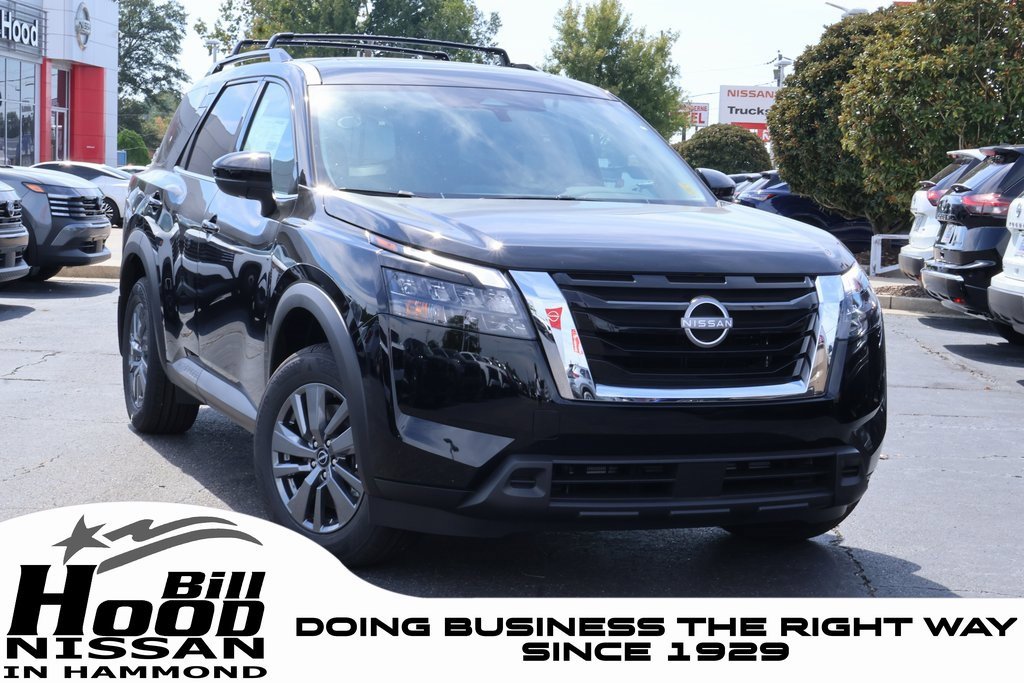 New 2025 Nissan Pathfinder SV