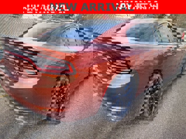 Used 2020 Dodge Charger SXT w/ Plus Group image 7