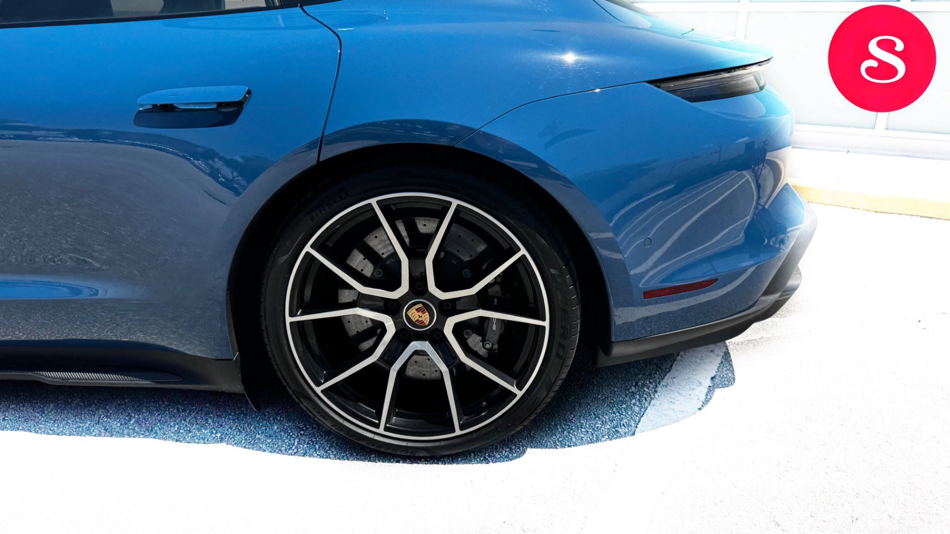 Used 2024 Porsche Taycan Turbo S w/ Premium Package AWD/4WD image 4