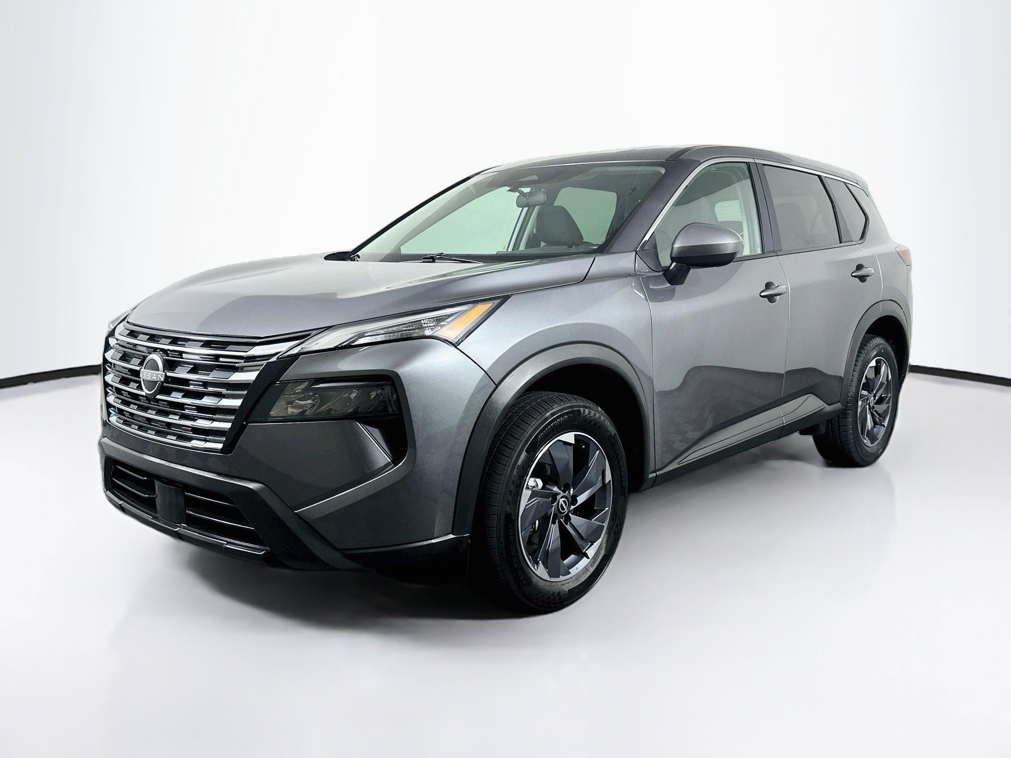 Used 2026 Nissan Rogue SV FWD image 3