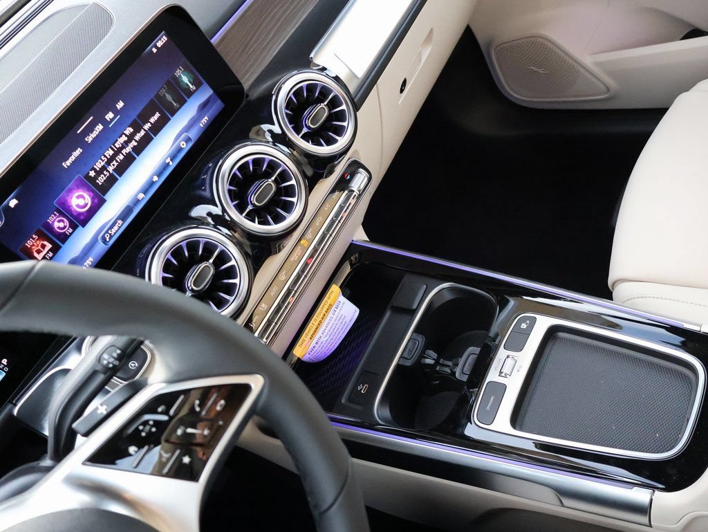 New 2026 Mercedes-Benz GLB 250 4MATIC image 21