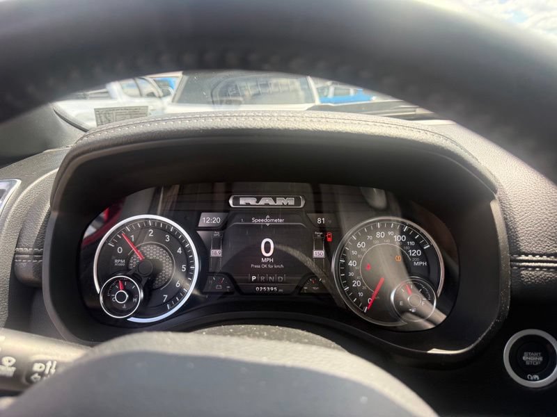 Used 2023 RAM 1500 Laramie AWD/4WD image 7