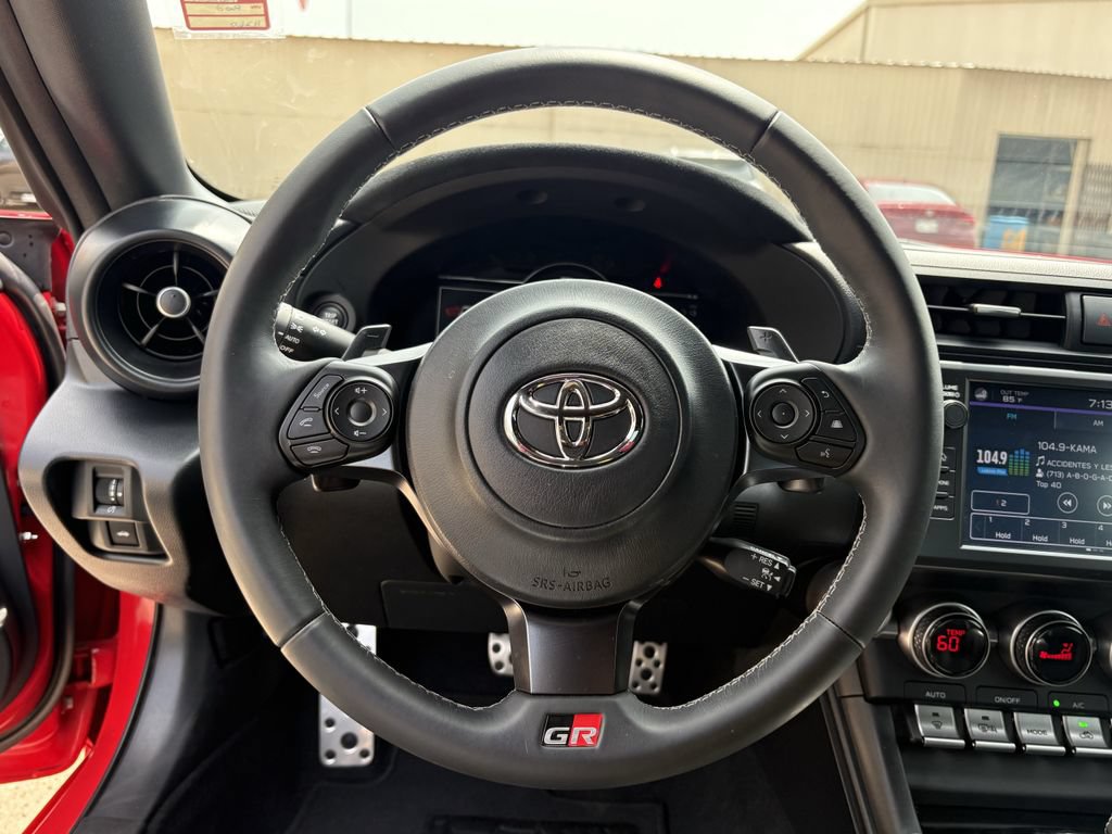 Used 2023 Toyota GR86 Premium RWD image 15