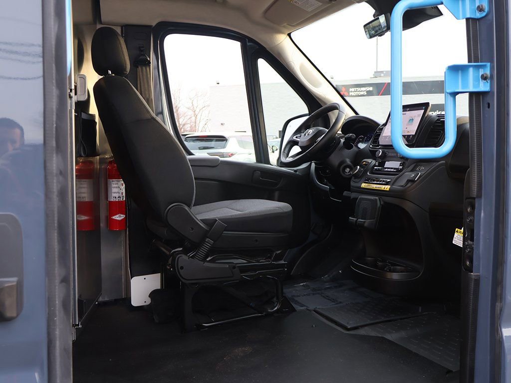 Used 2024 RAM ProMaster 3500 image 24