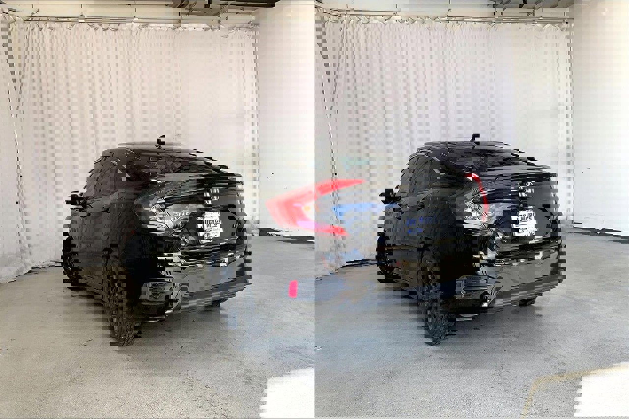 Used 2018 Honda Civic EX-T image 5