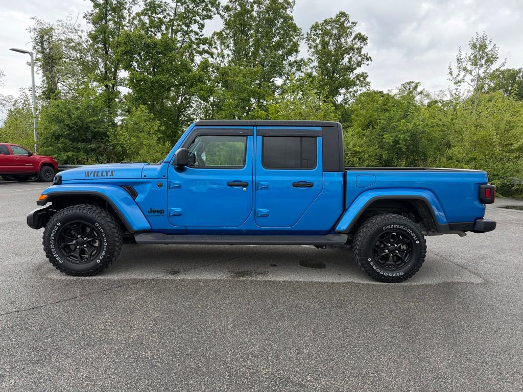 Used 2022 Jeep Gladiator Sport AWD/4WD image 2