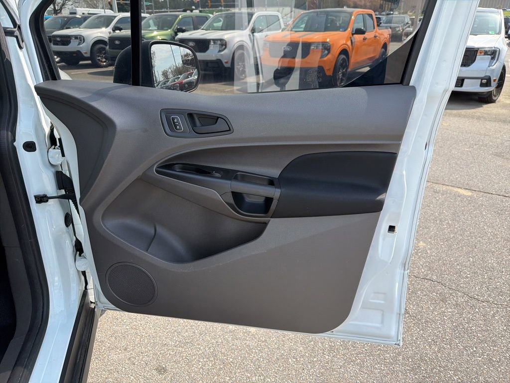 Used 2020 Ford Transit Connect XL image 20