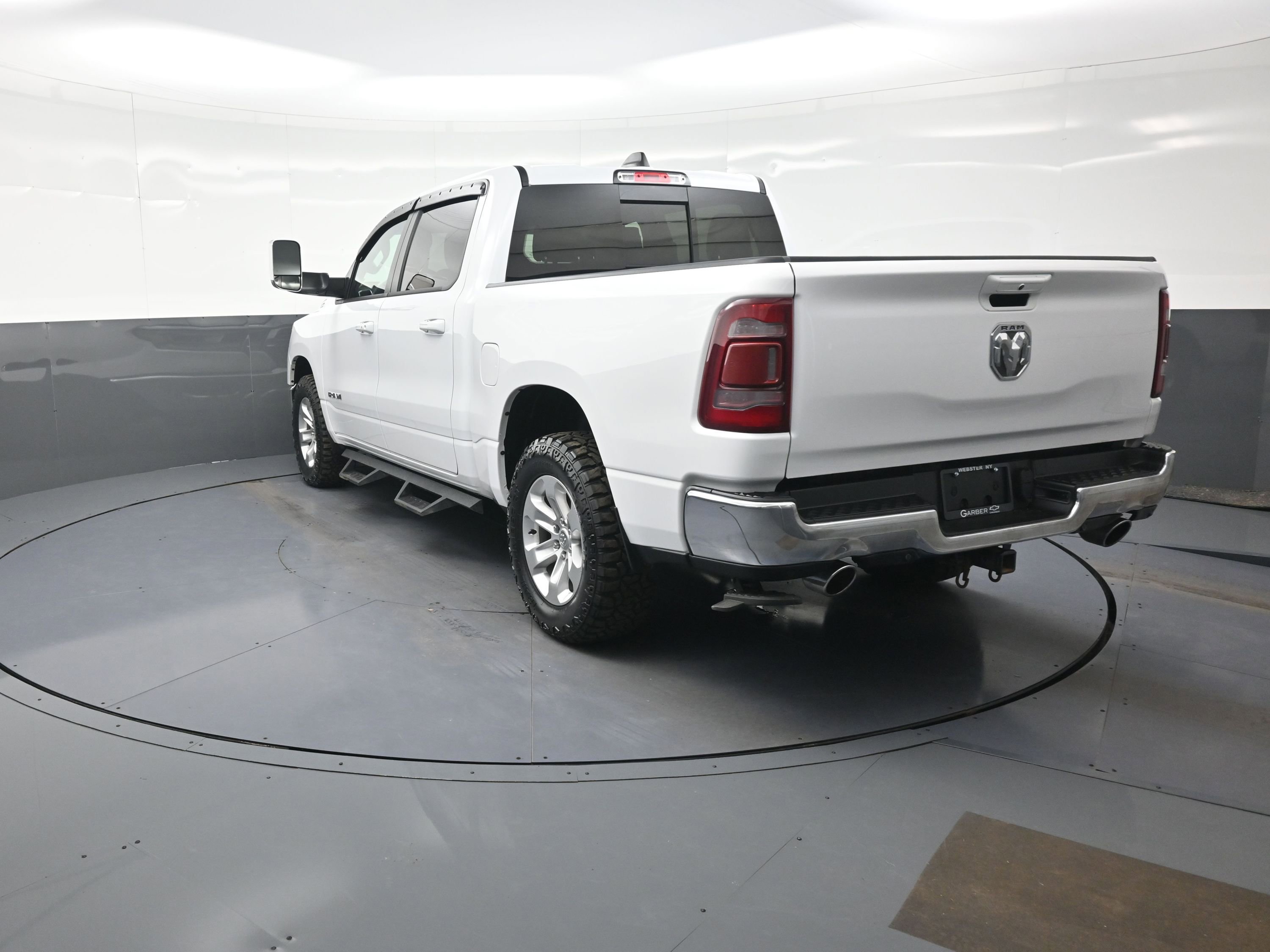 Used 2023 RAM 1500 Laramie image 5