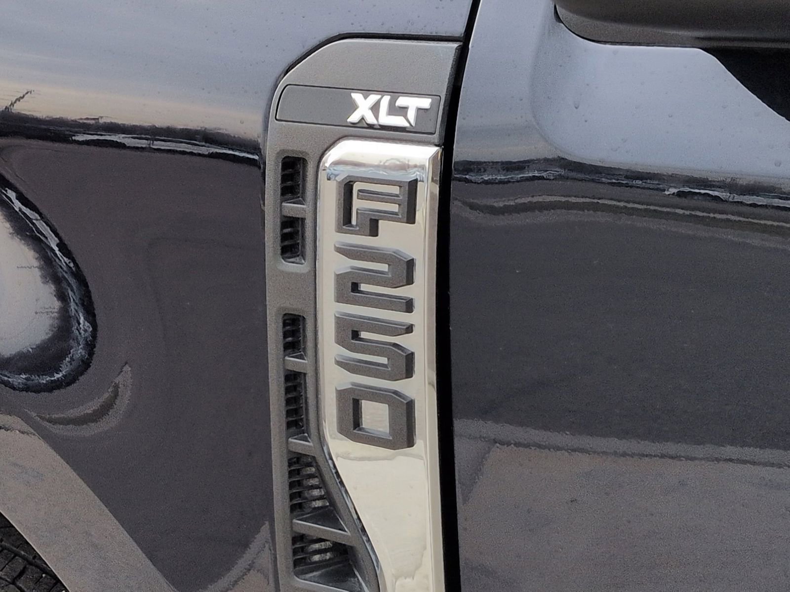 Certified 2023 Ford F250 XLT AWD/4WD image 15
