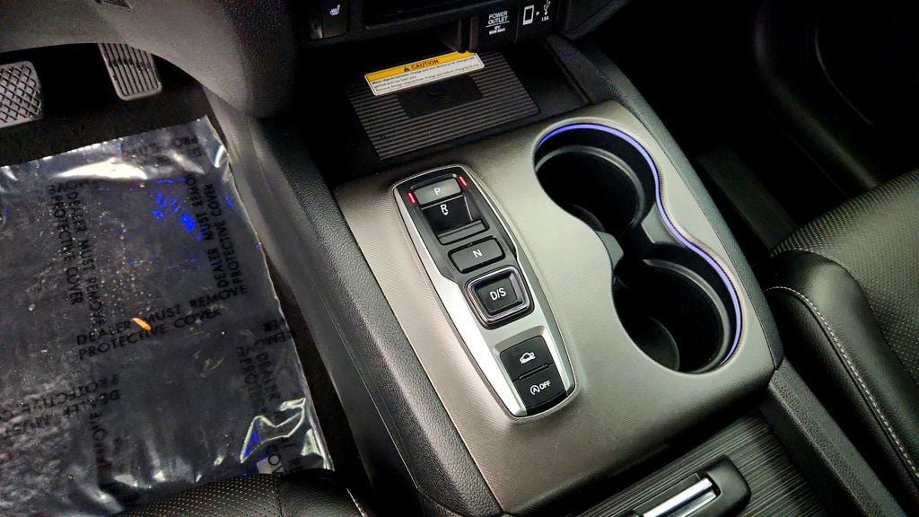 Used 2023 Honda Ridgeline RTL-E image 17