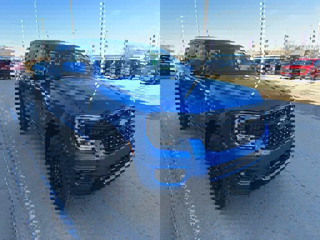 New 2025 Ford Ranger Lariat w/ Black Appearance Package image 2