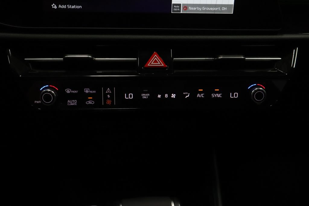 Used 2025 Kia Niro EX FWD image 30