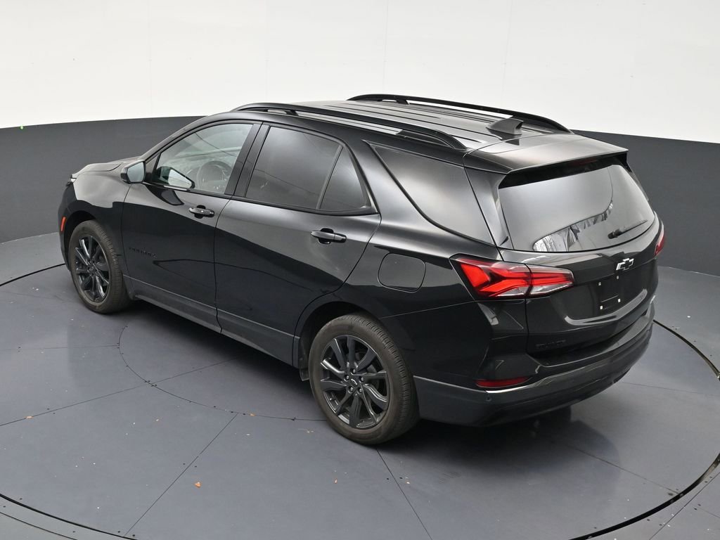 Used 2023 Chevrolet Equinox RS FWD image 14