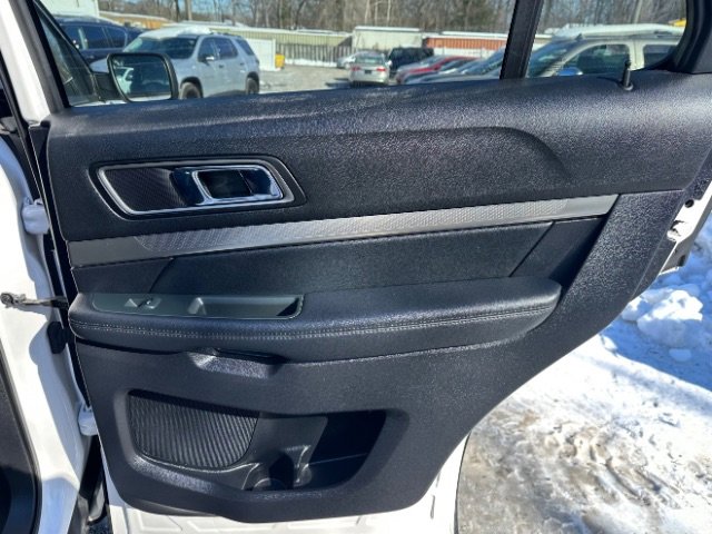 Used 2019 Ford Explorer XLT w/ Equipment Group 202A image 34