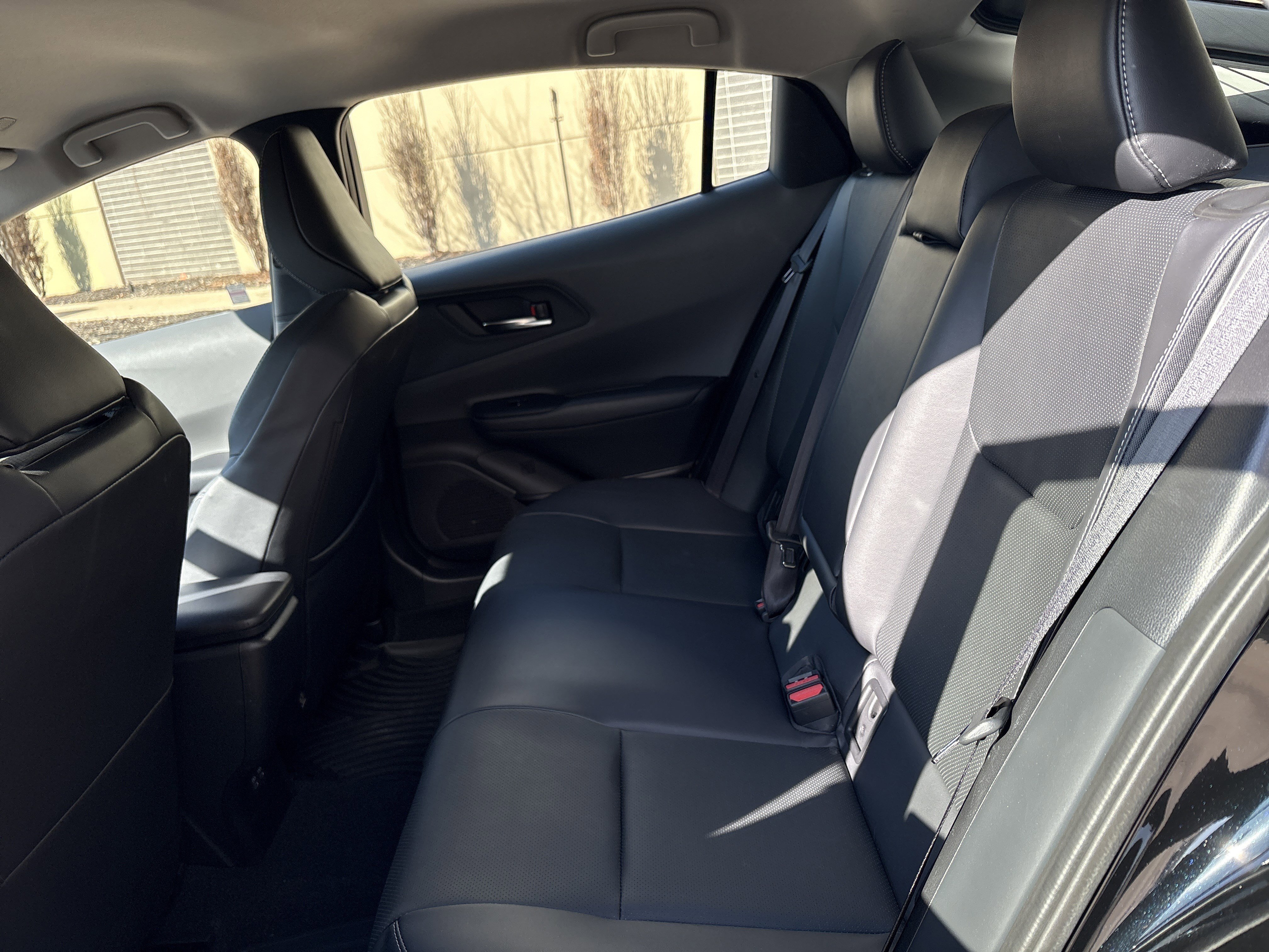 Used 2024 Toyota Prius XLE image 30