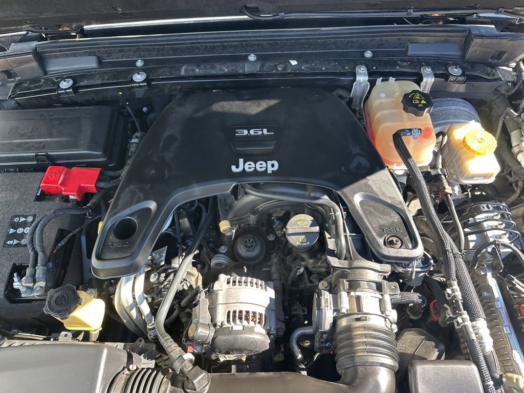 Used 2018 Jeep Wrangler Unlimited Sahara w/ LED Lighting Group image 3