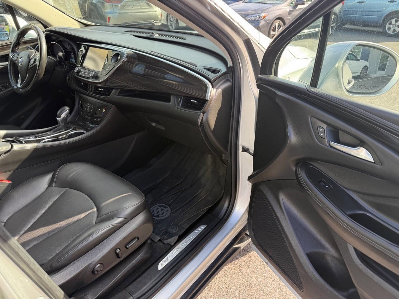 Used 2019 Buick Envision Essence image 11