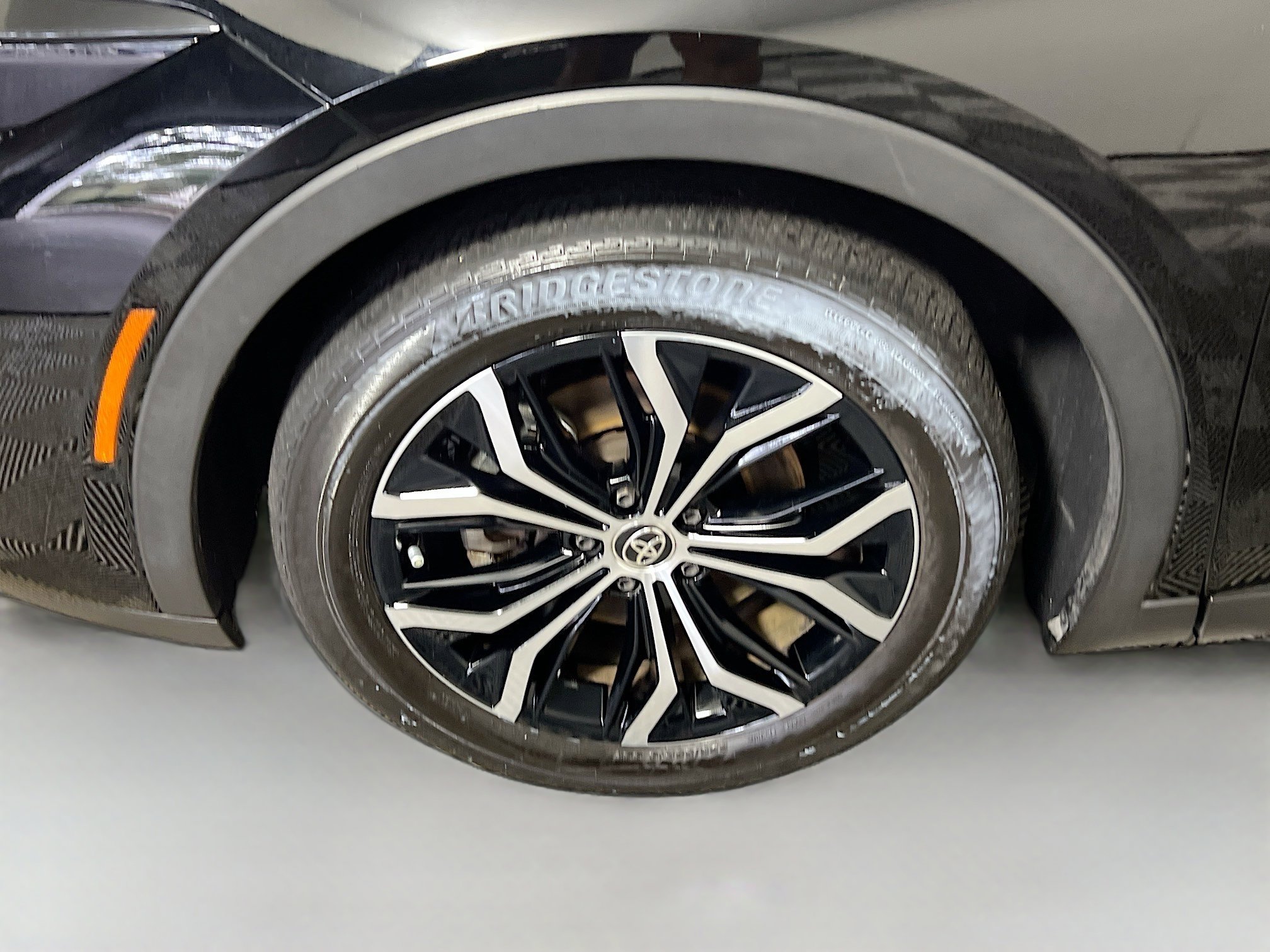 Used 2023 Toyota Crown XLE image 13