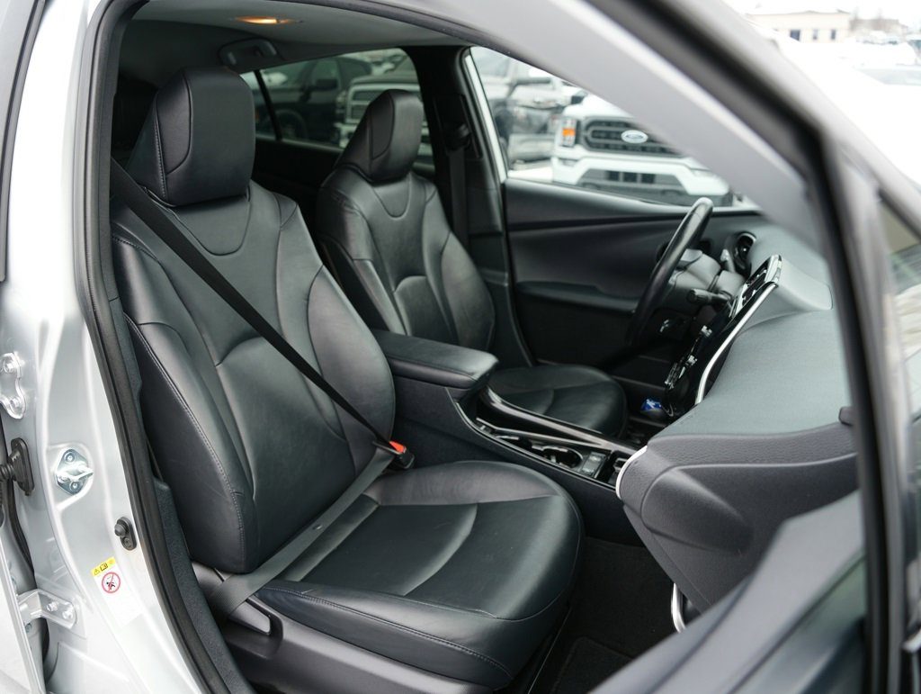 Used 2019 Toyota Prius XLE image 20