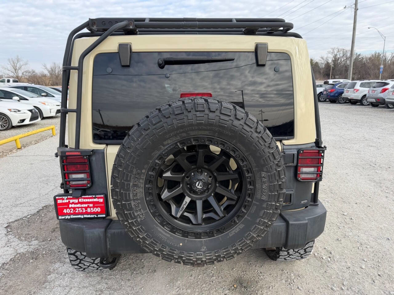 Used 2012 Jeep Wrangler Unlimited Sahara w/ Connectivity Group image 4