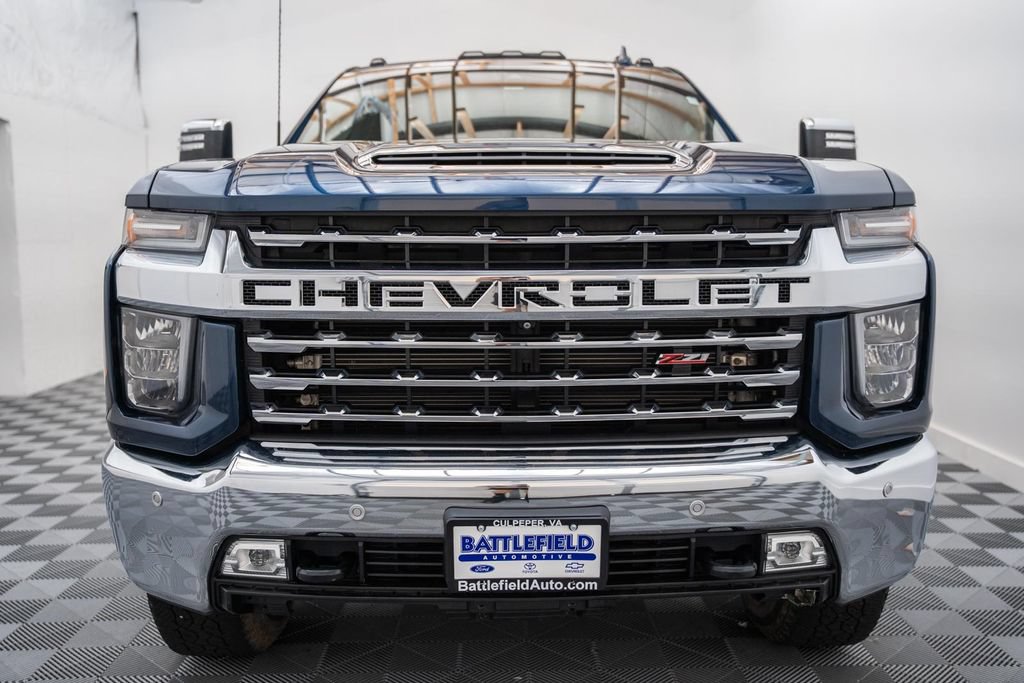 Used 2021 Chevrolet Silverado 3500 LTZ w/ LTZ Premium Package AWD/4WD image 2