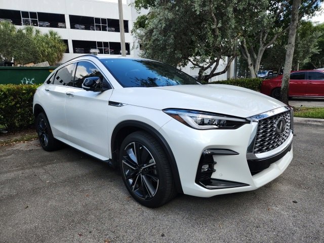 Used 2025 INFINITI QX55 Essential