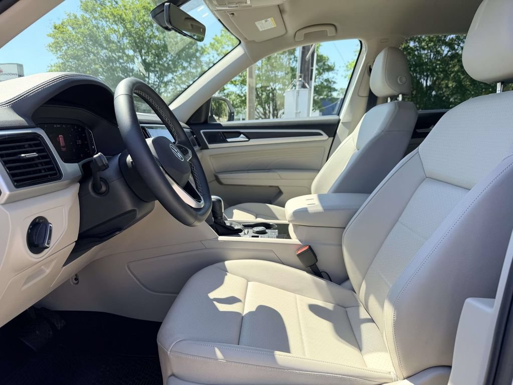 Used 2023 Volkswagen Atlas SE AWD/4WD image 19