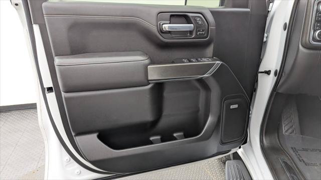 Used 2021 GMC Sierra 1500 AT4 w/ AT4 Value Package AWD/4WD image 13