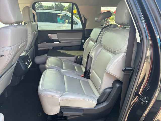 Used 2025 Ford Expedition Max Active AWD/4WD image 33